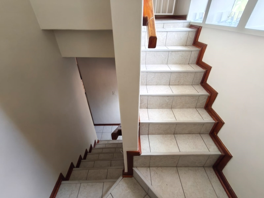 3 Bedroom Property for Sale in Safari Gardens North West